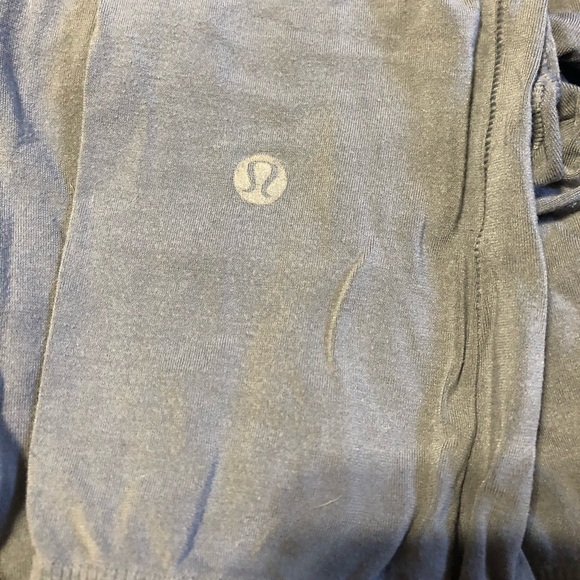 Lululemon tights - Picture 3 of 4